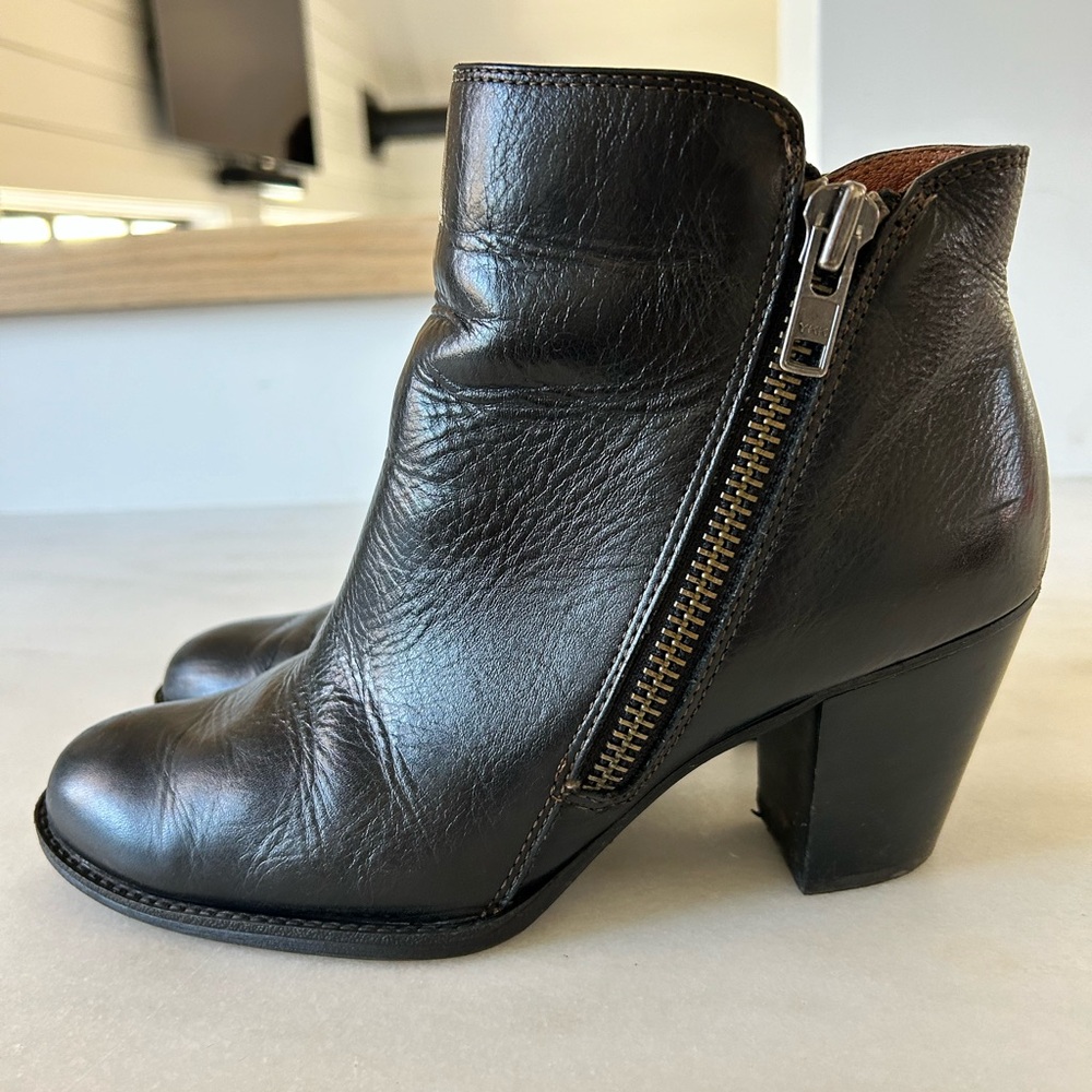 SOFFT Boots Women's
